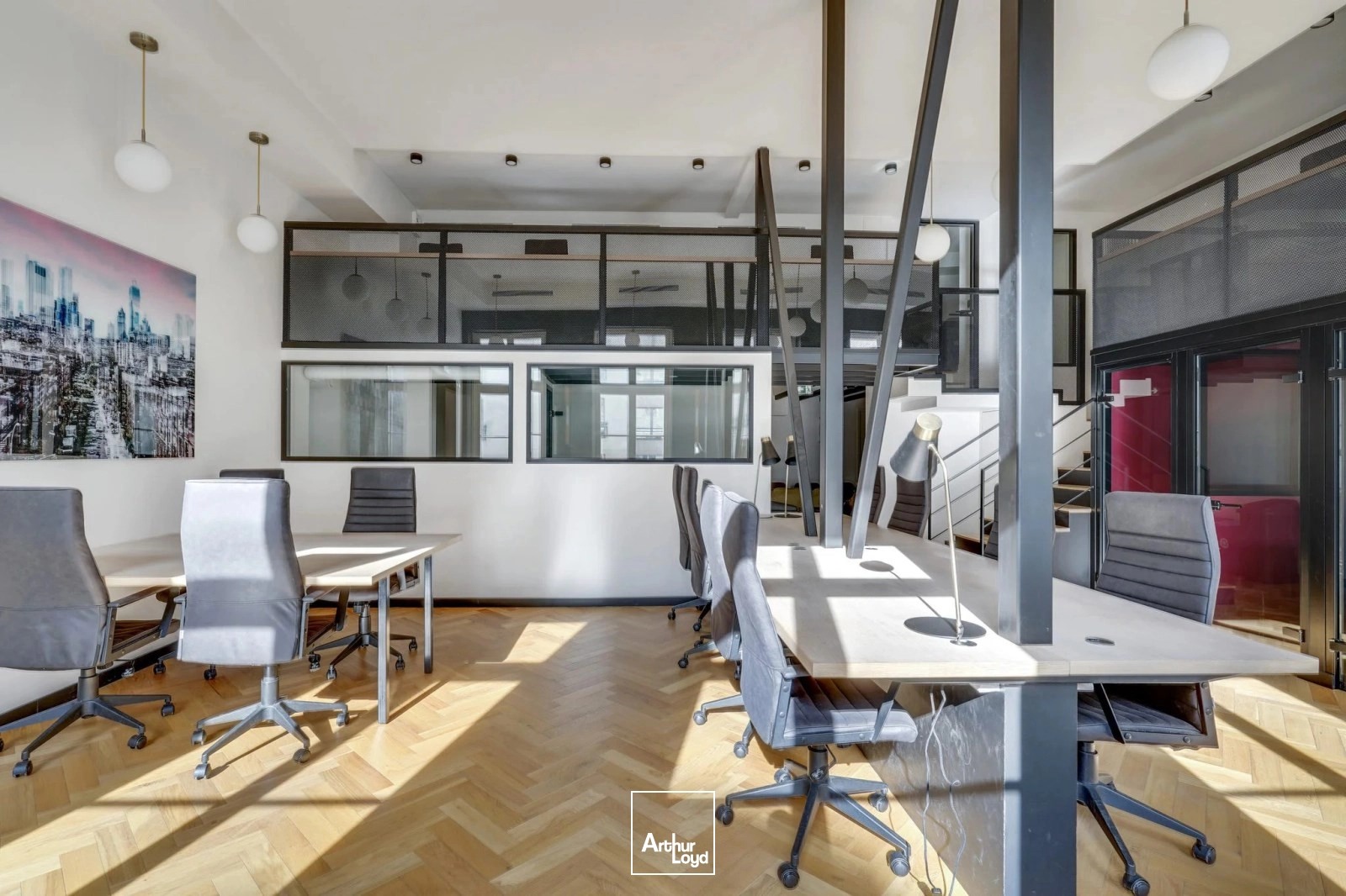 Bureaux A Louer - Espace de bureaux à Paris 10e - 354 m² pour 35 postes