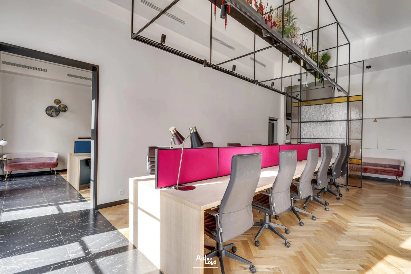 Bureaux A Louer - Espace de bureaux à Paris 10e - 354 m² pour 35 postes