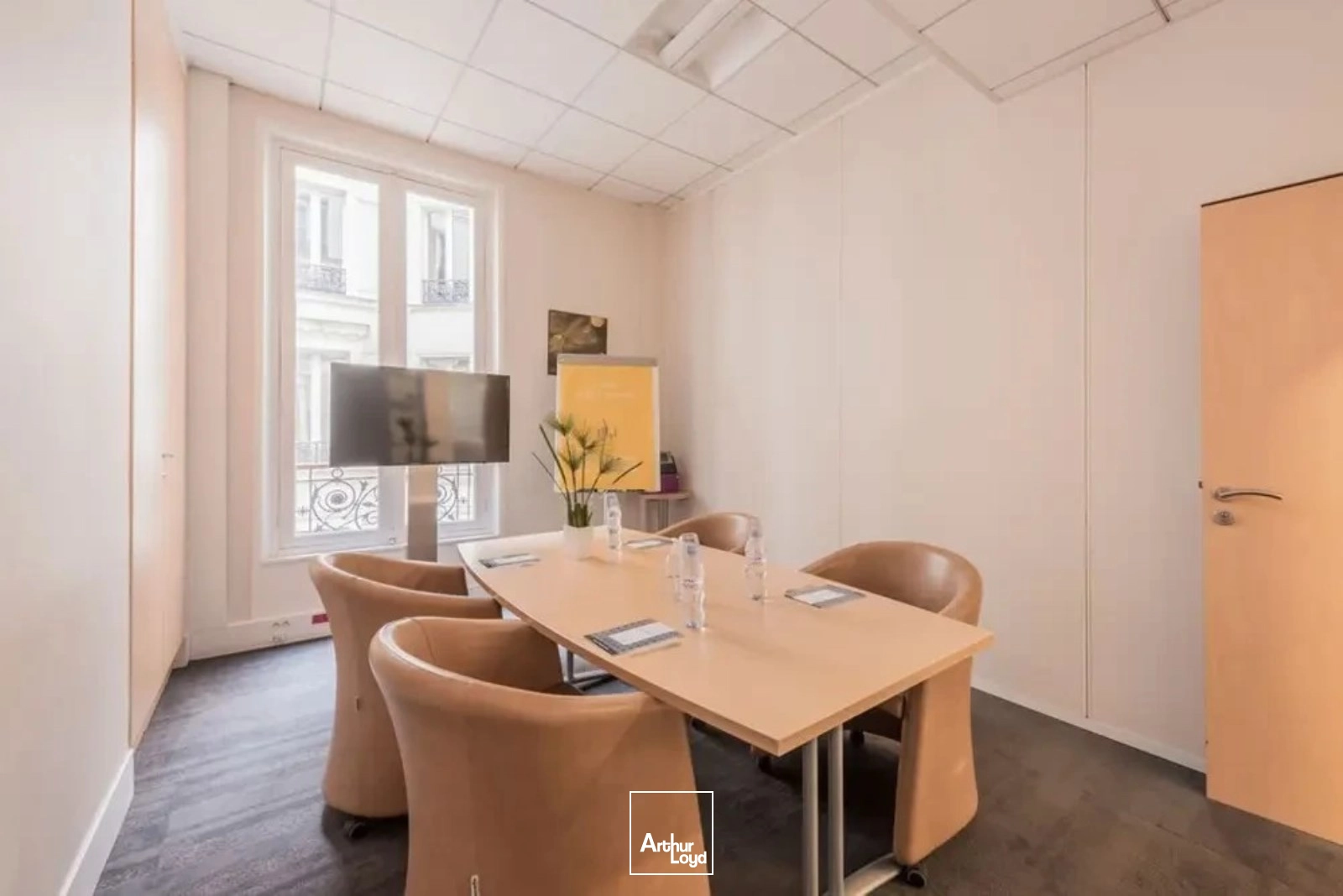 Bureaux A Louer - Mitwit Opéra