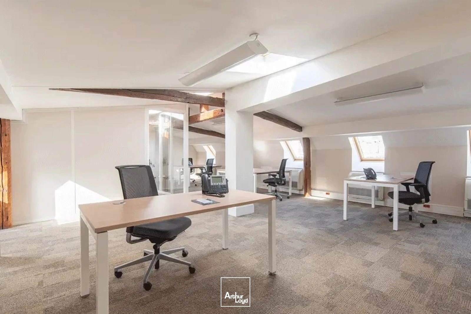 Bureaux A Louer - Mitwit Opéra