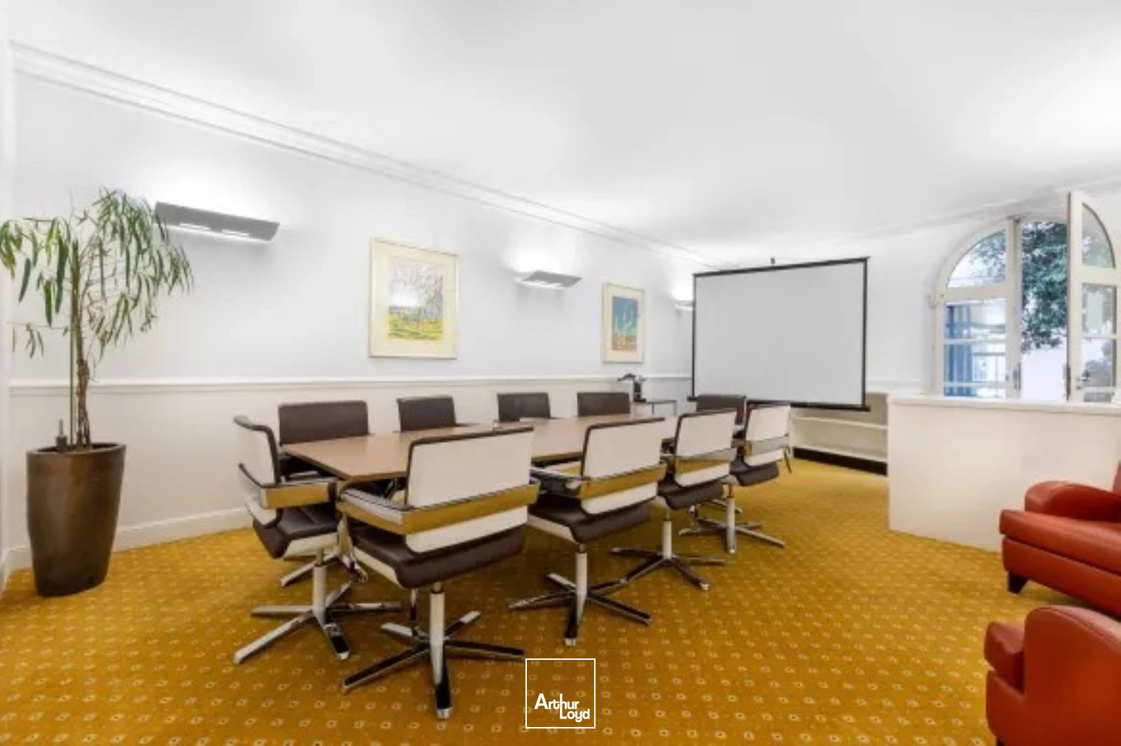 Bureaux A Louer - Régus George V