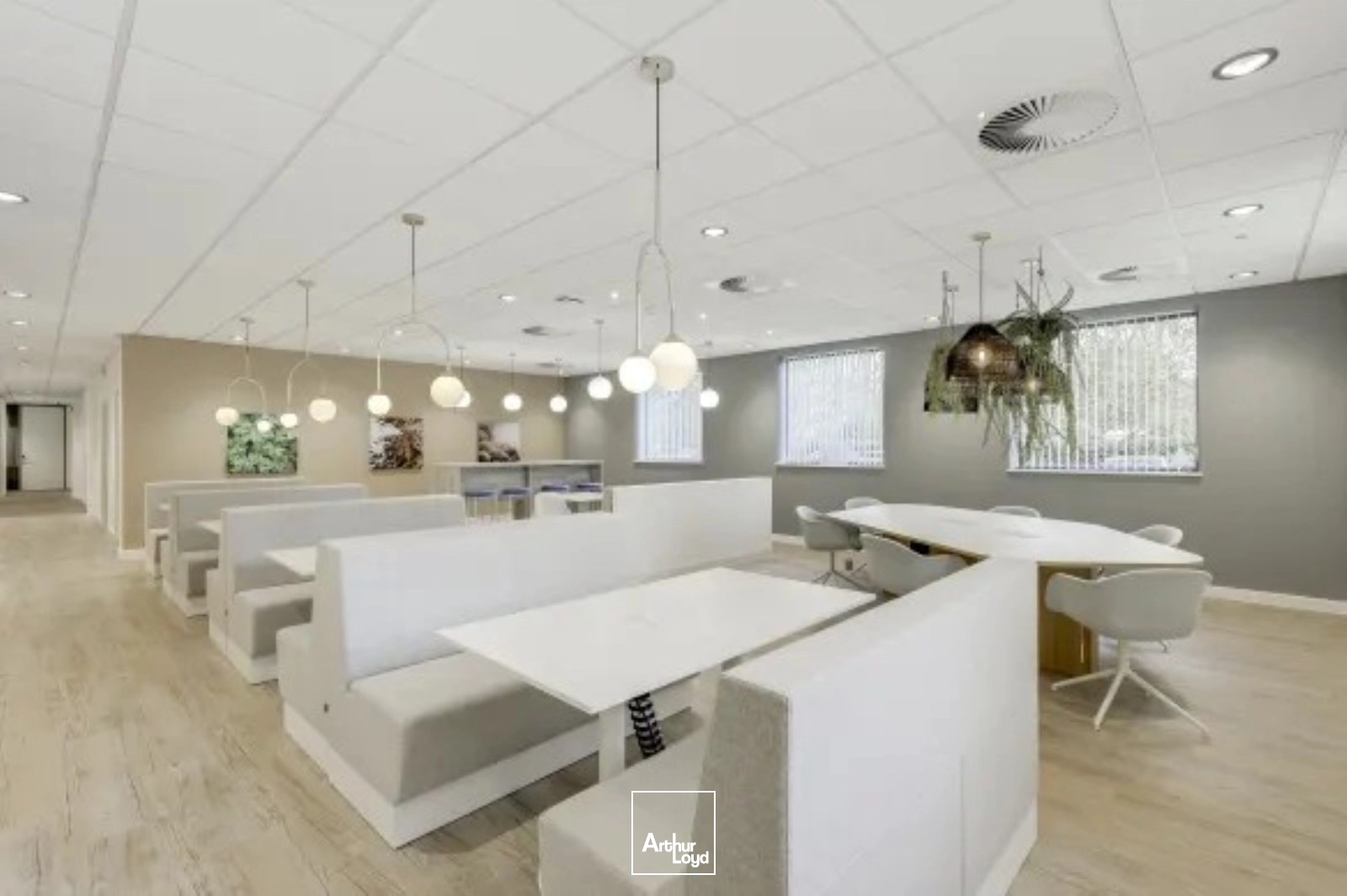 Bureaux A Louer - Régus Rue de Londres