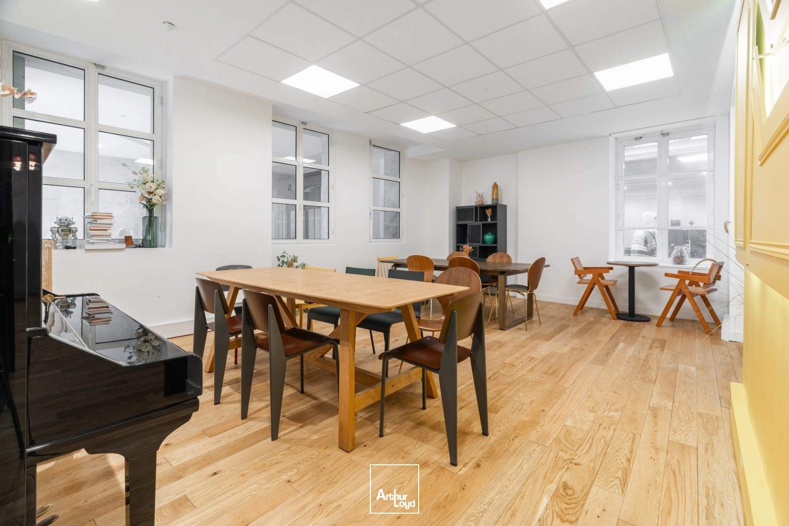 Bureaux A Louer - Sora Sentier