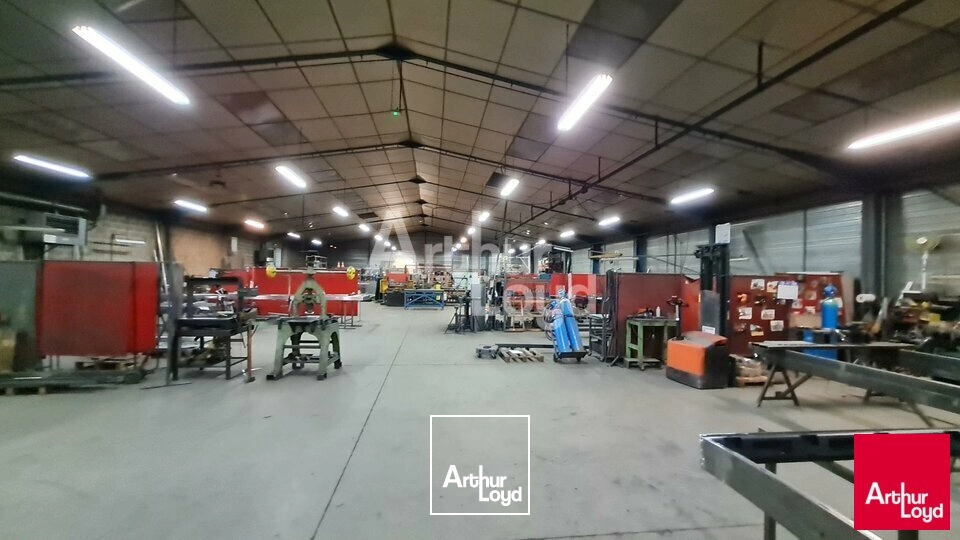 ARDENTES - A VENDRE - SITE INDUSTRIEL 4&nbsp;560m²