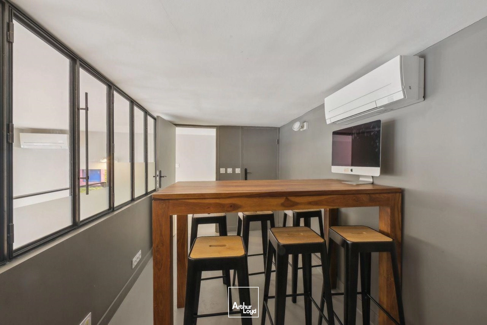 CW Privé à louer à PARIS 75009