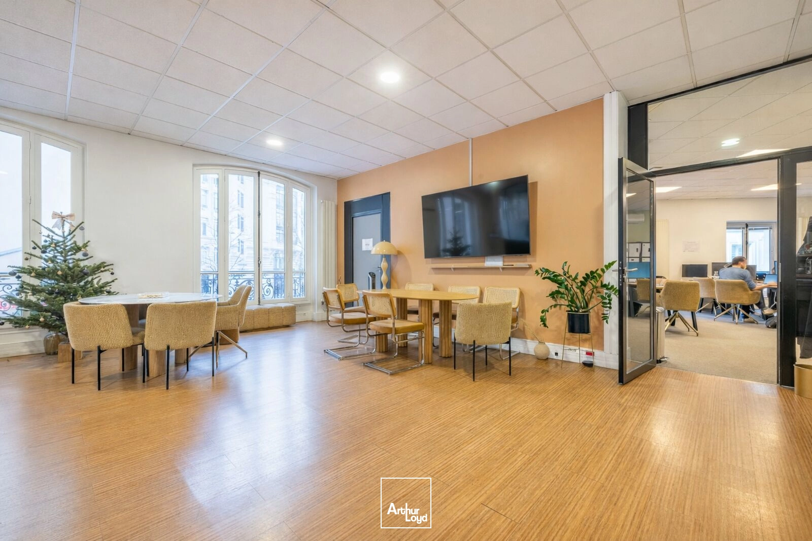 Bureaux à louer à PARIS 75002