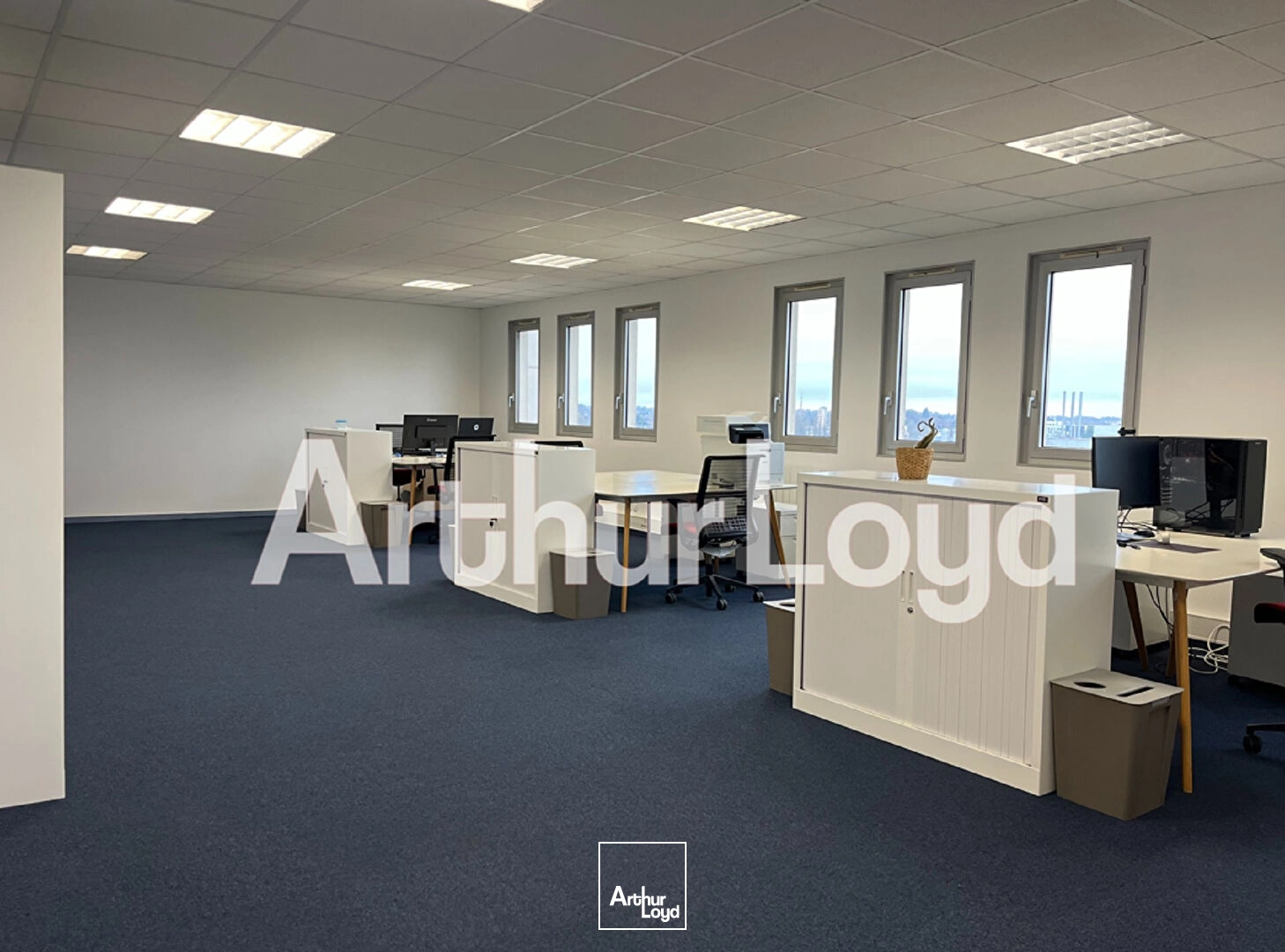 Bureaux à louer - 116 m² - Péricentre V