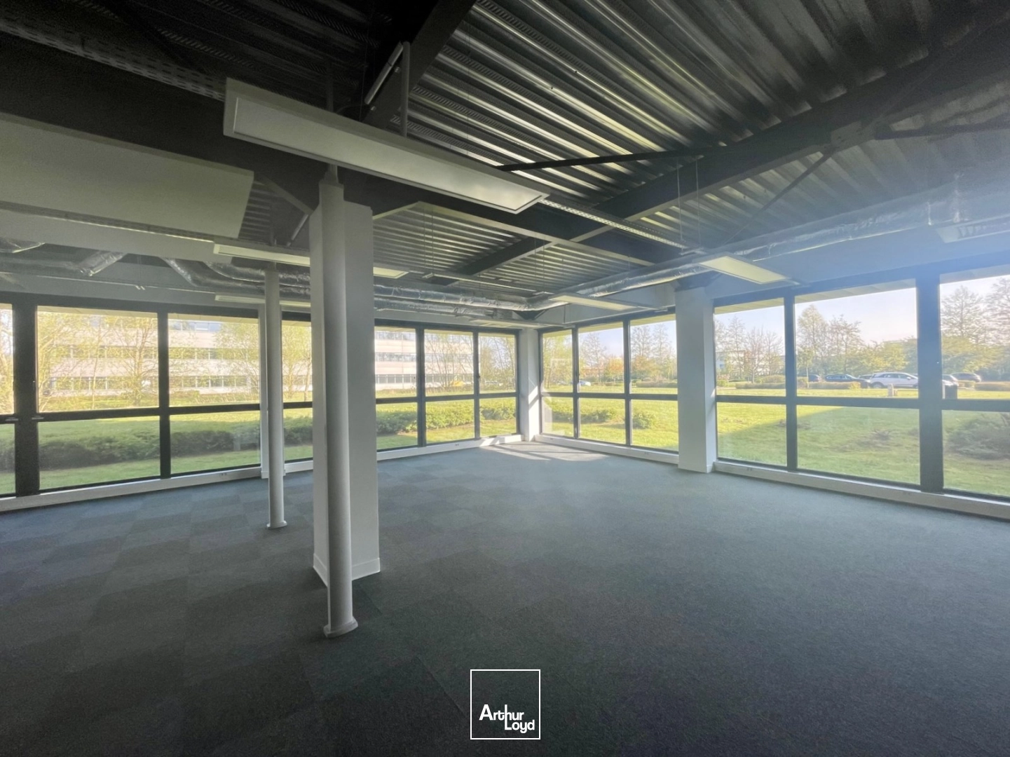 Bureaux lumineux et modulables à louer dans un parc tertiaire d'exception à Lille