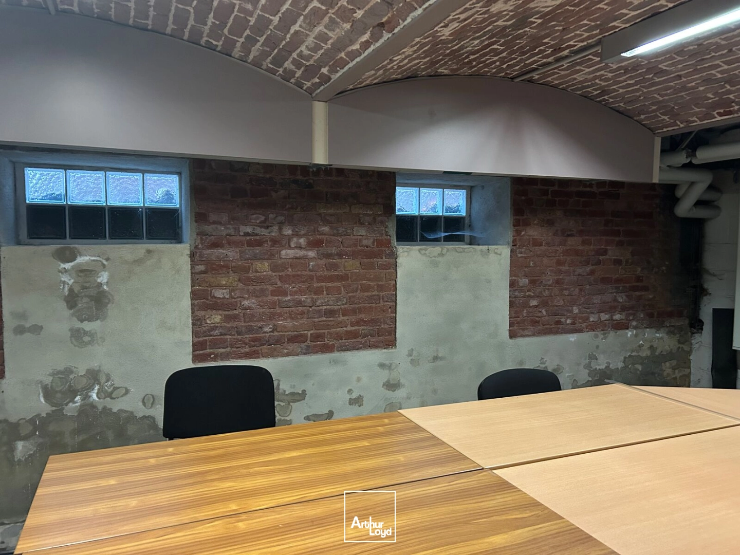 Immeuble de bureaux indépendant à vendre - Visibilité, accessibilité et stationnement aux portes de Lille