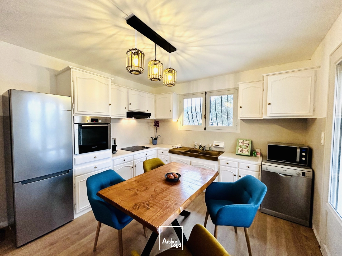 A louer - Bureaux privés dans espace coworking - Tresses proche Bordeaux