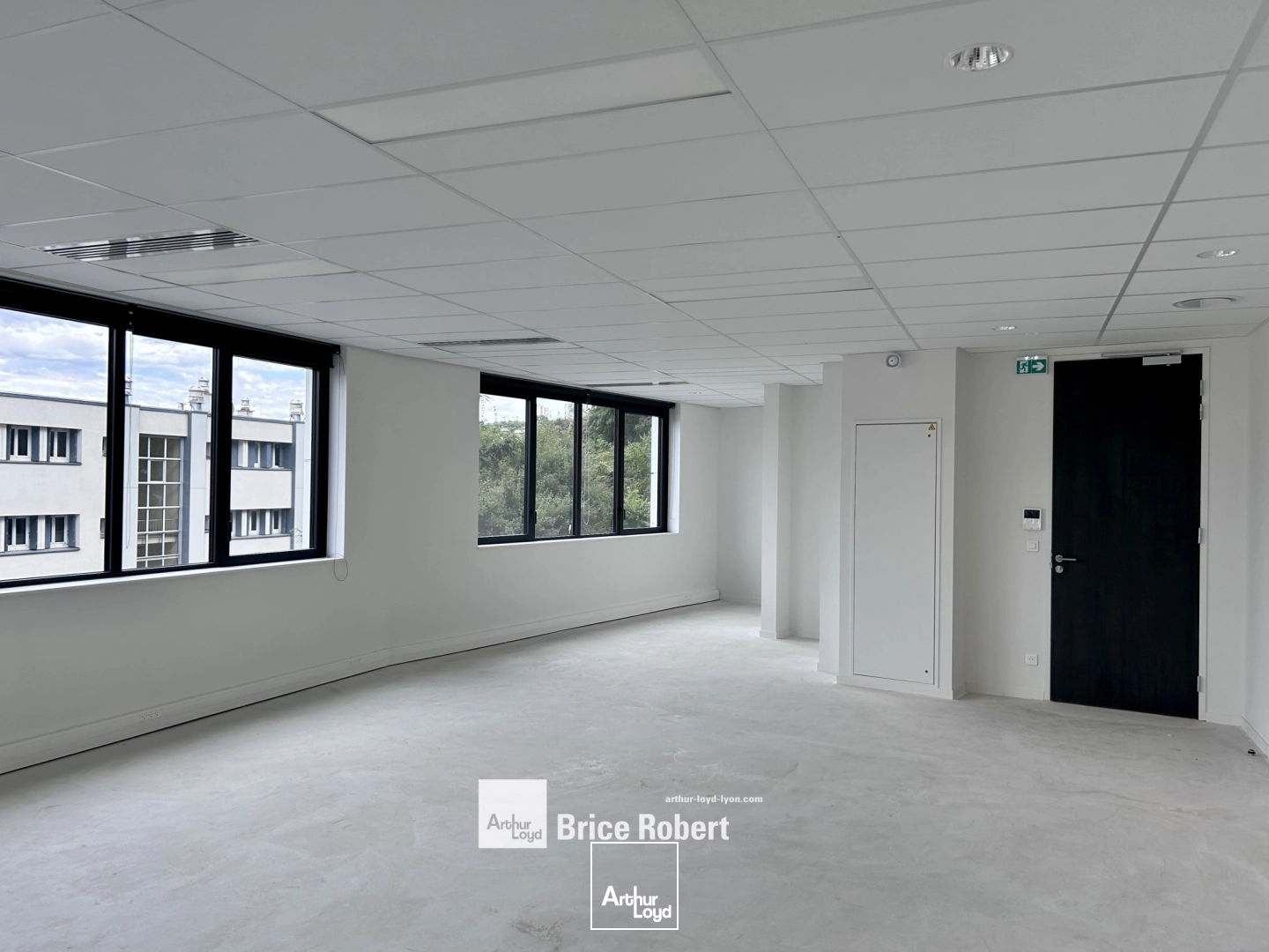 A vendre - LE BRIDGE - Bureaux bénéficiant de loggias, terrasses et/ou balcons - Tassin la demi-lune