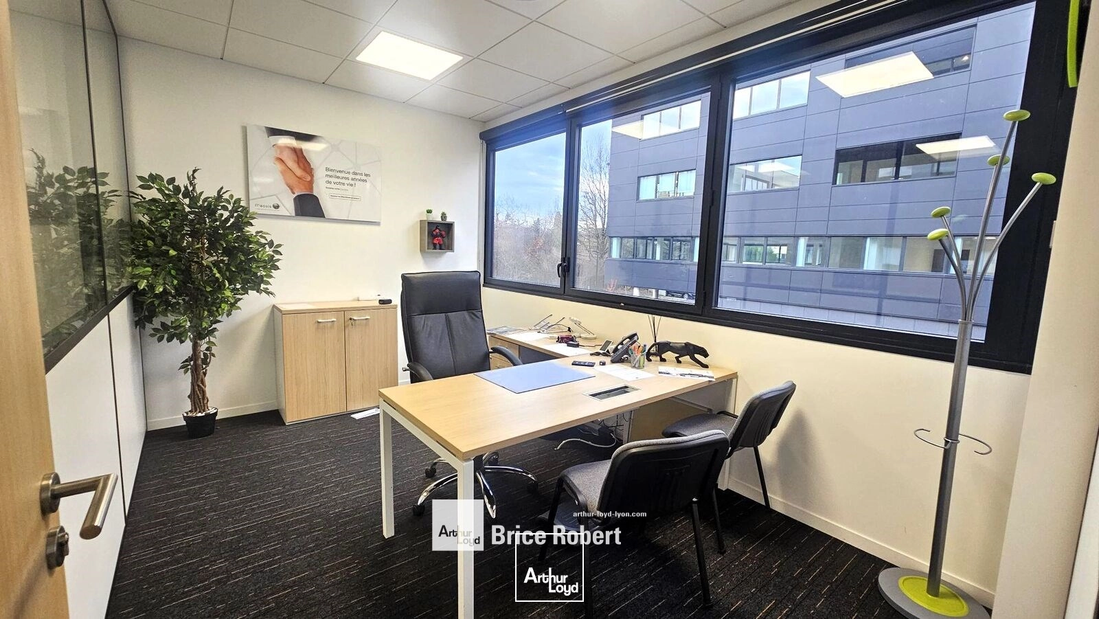 A louer - PLUG & PLAY - Bureaux aménagés - Limonest