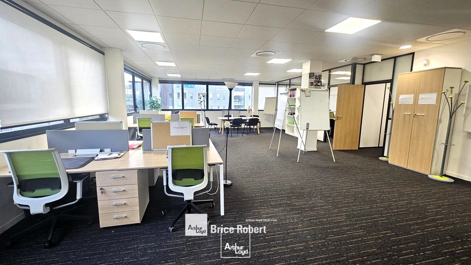 A louer - PLUG & PLAY - Bureaux aménagés - Limonest