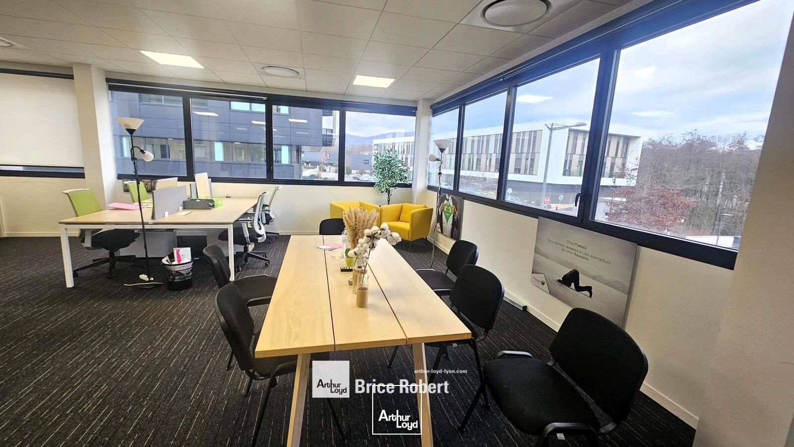 A louer - PLUG & PLAY - Bureaux aménagés - Limonest