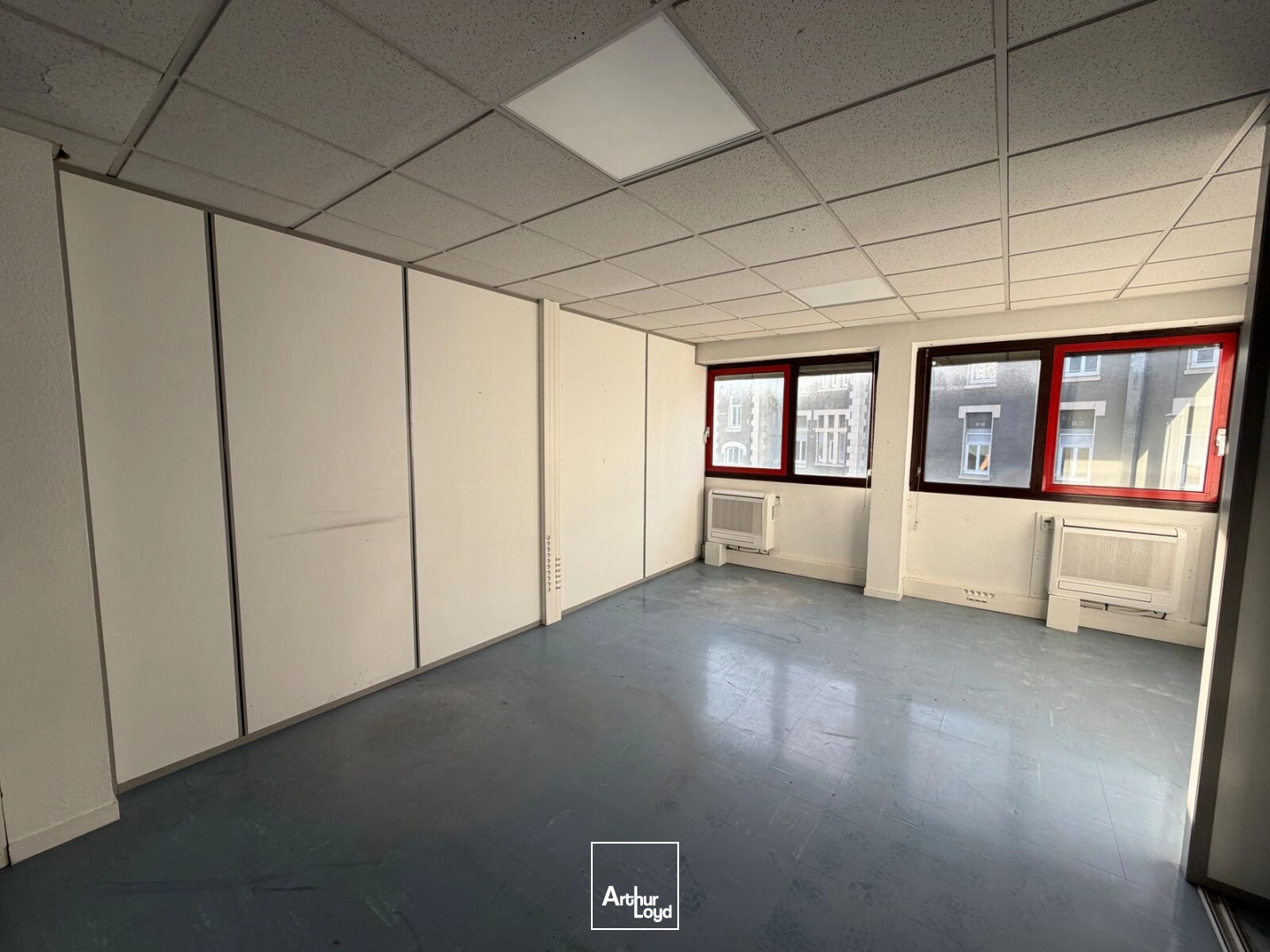 BUREAUX 456 m² A LOUER OU A VENDRE- LA TRONCHE 