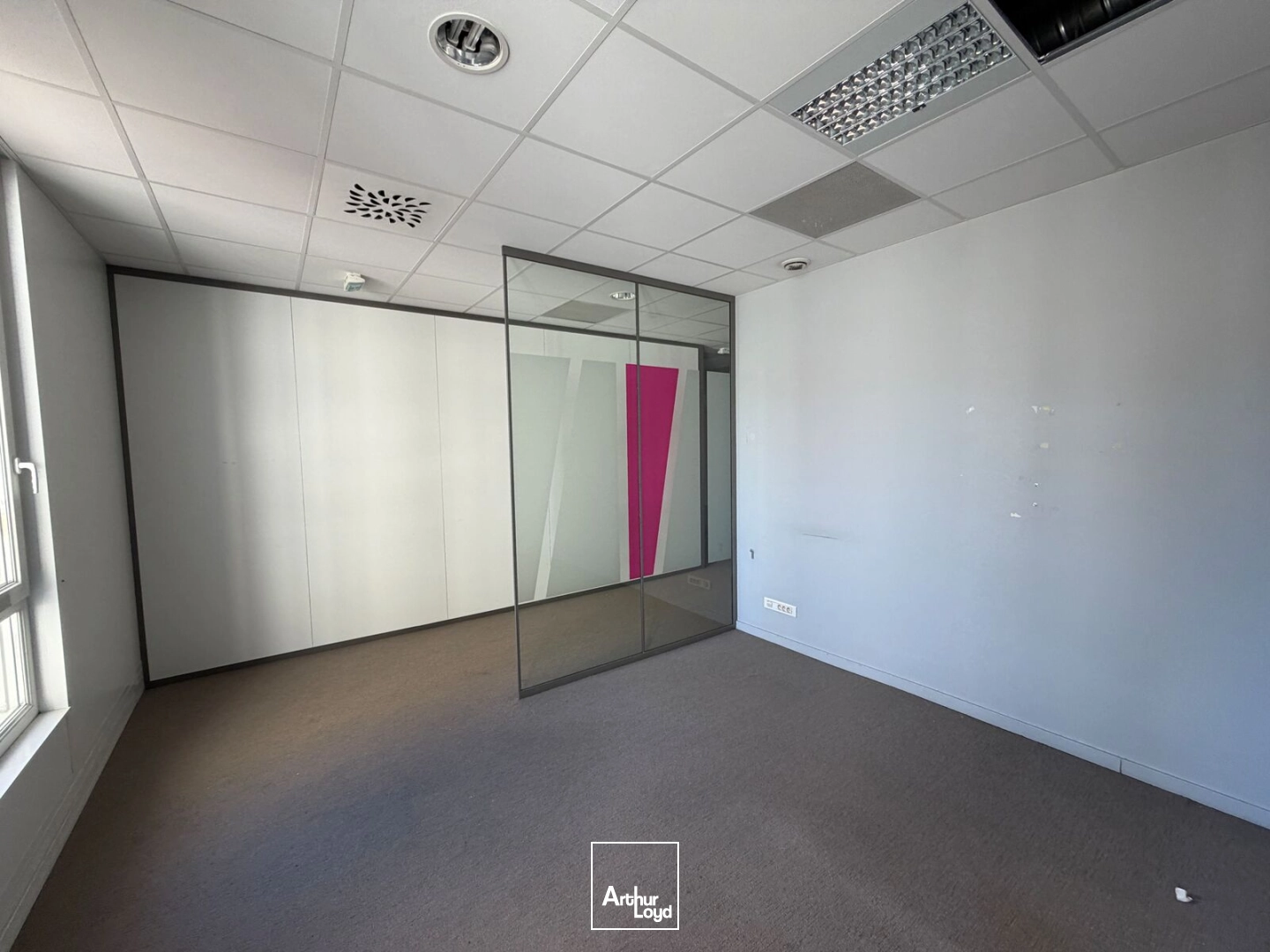 BUREAUX A LOUER - BOUCHAYER VIALLET 