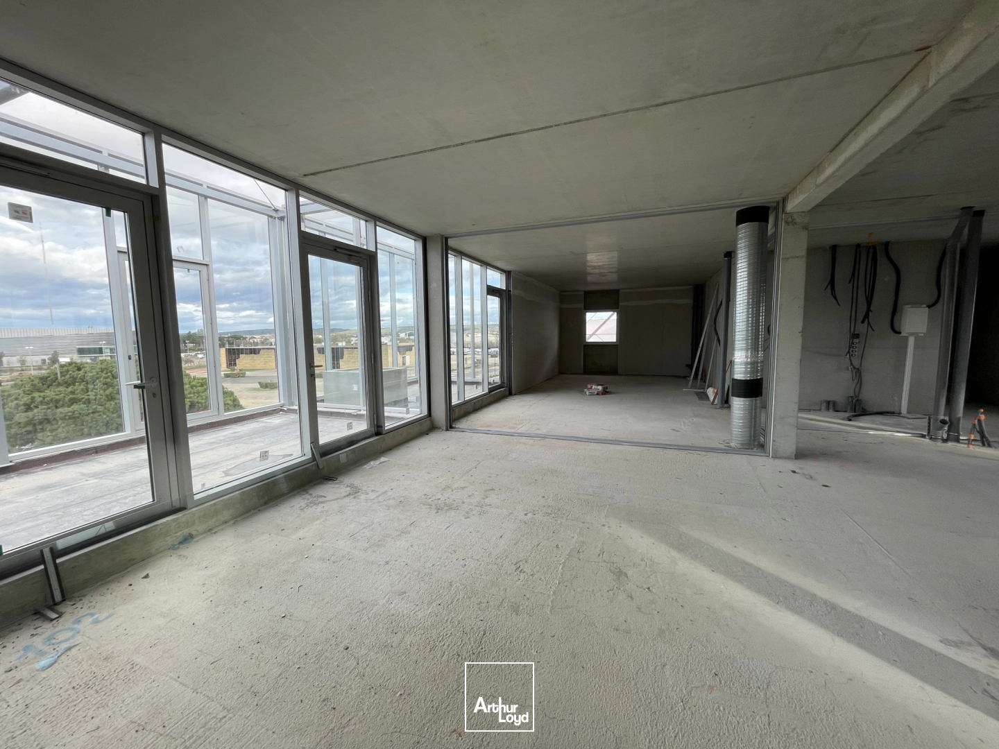 Bureaux neufs à louer 