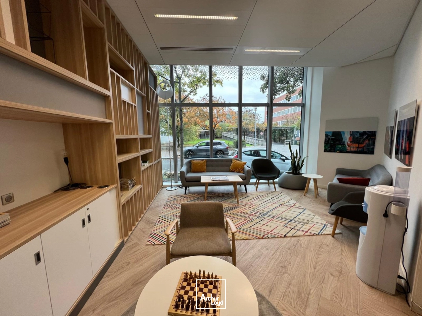 Bureaux très lumineux à louer - Quartier dynamique de Rueil-Malmaison - Accès privilégié aux transports