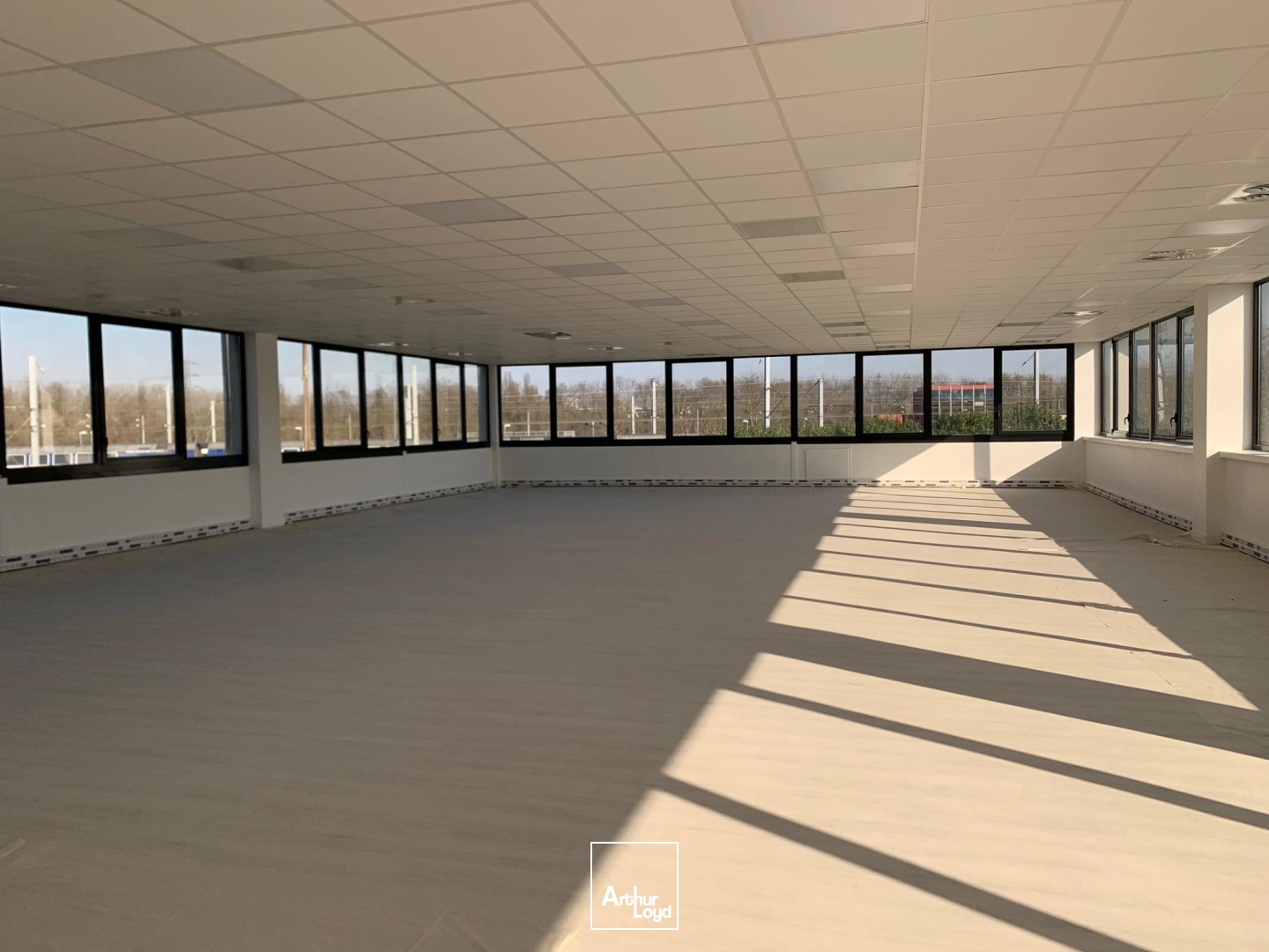 Ensemble immobilier à vendre à Gennevilliers, dans le Parc des Barbanniers