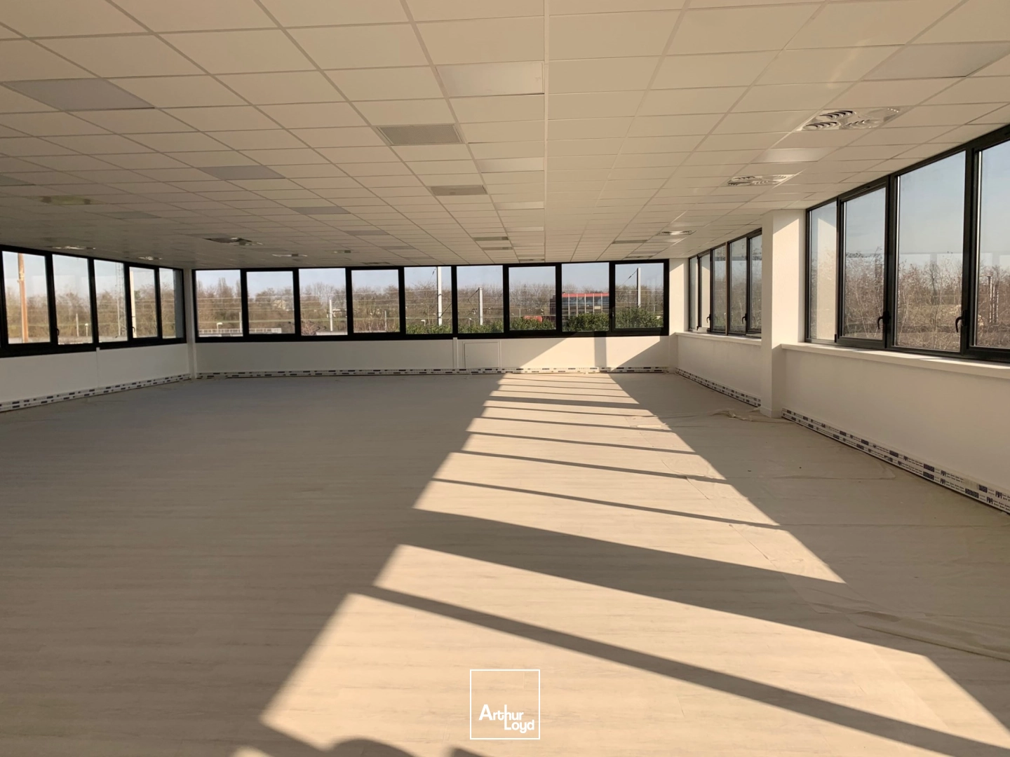 Ensemble immobilier à vendre à Gennevilliers, dans le Parc des Barbanniers