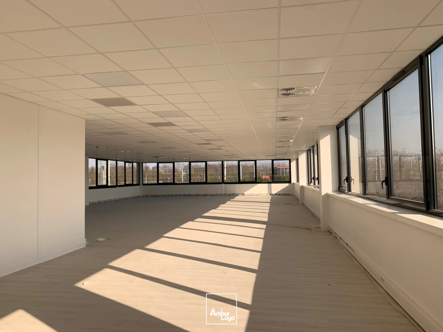 Ensemble immobilier à vendre à Gennevilliers, dans le Parc des Barbanniers