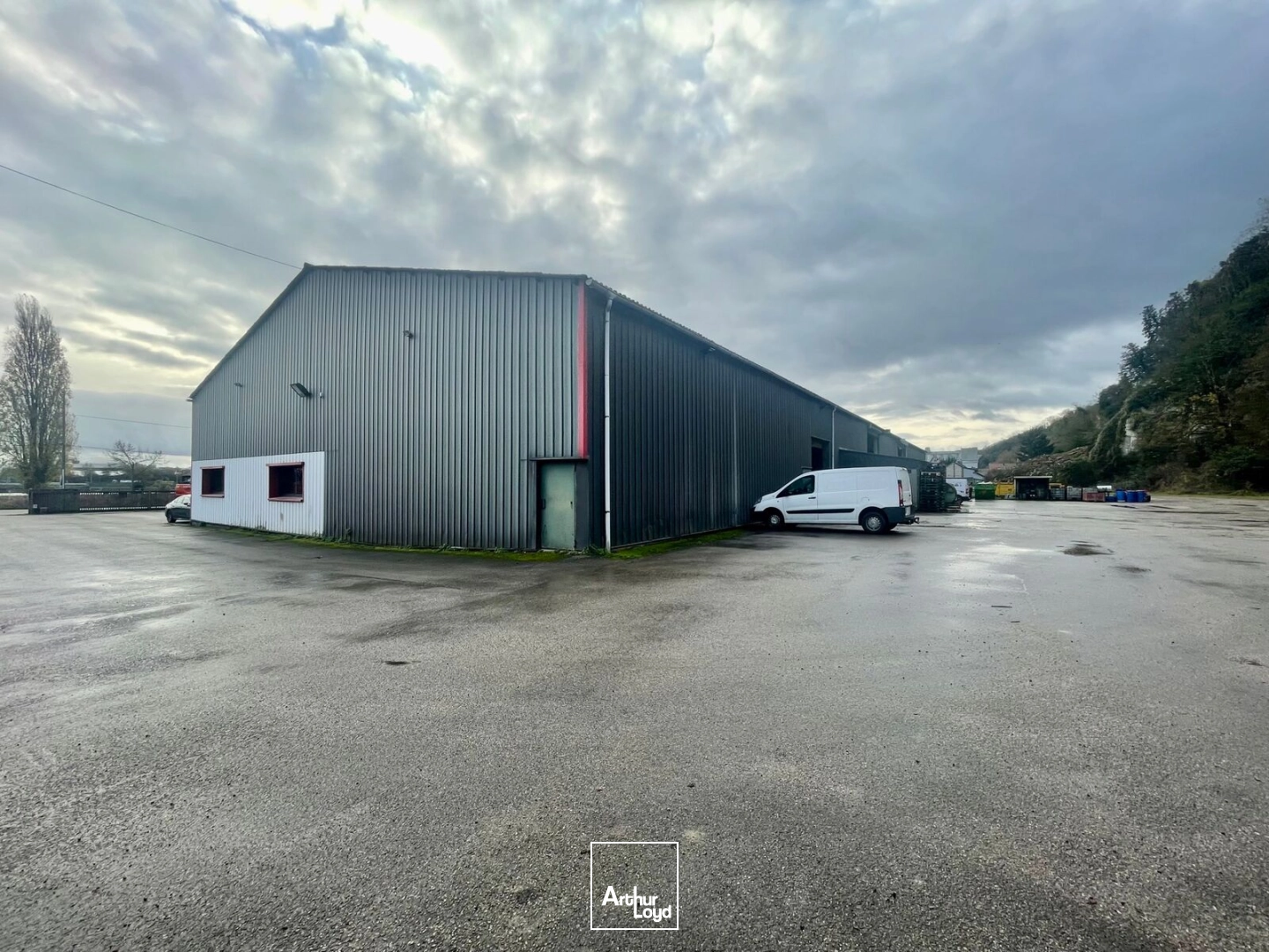 Locaux d'activité à vendre à CANTELEU 76380