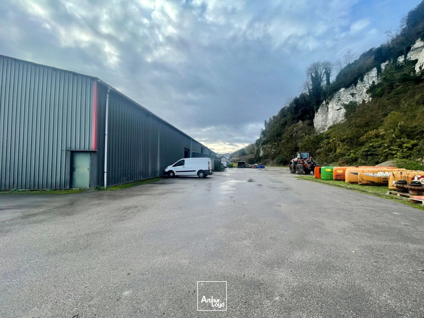 Locaux d'activité à vendre à CANTELEU 76380