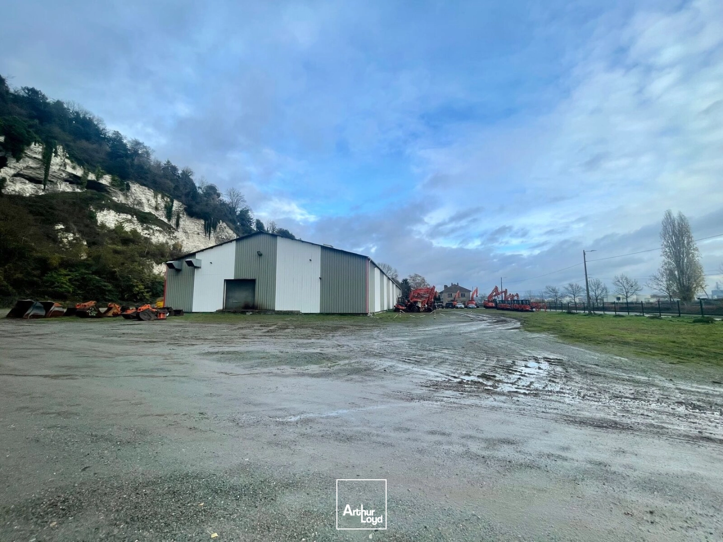 Locaux d'activité à vendre à CANTELEU 76380