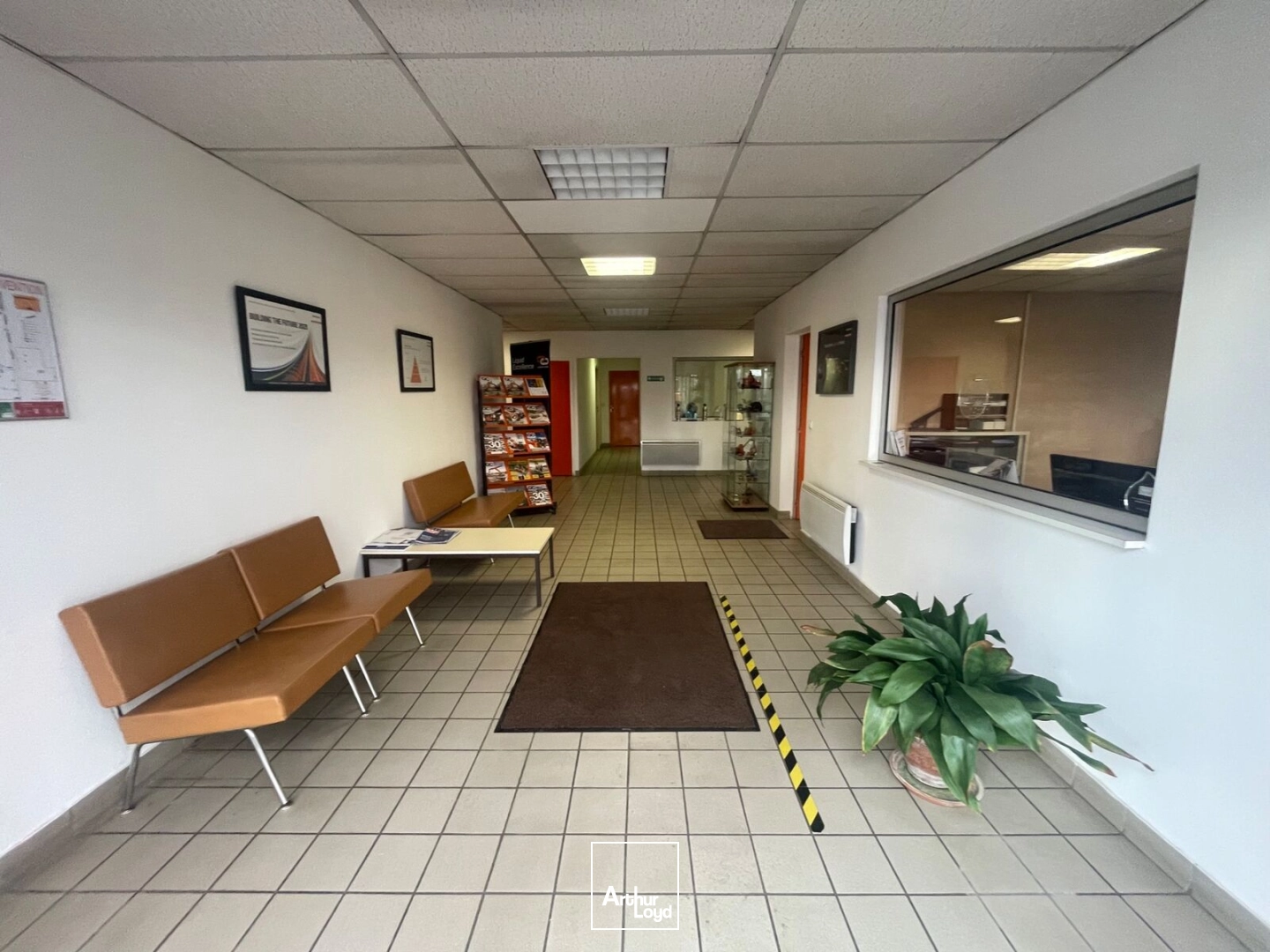 Locaux d'activité à vendre à CANTELEU 76380