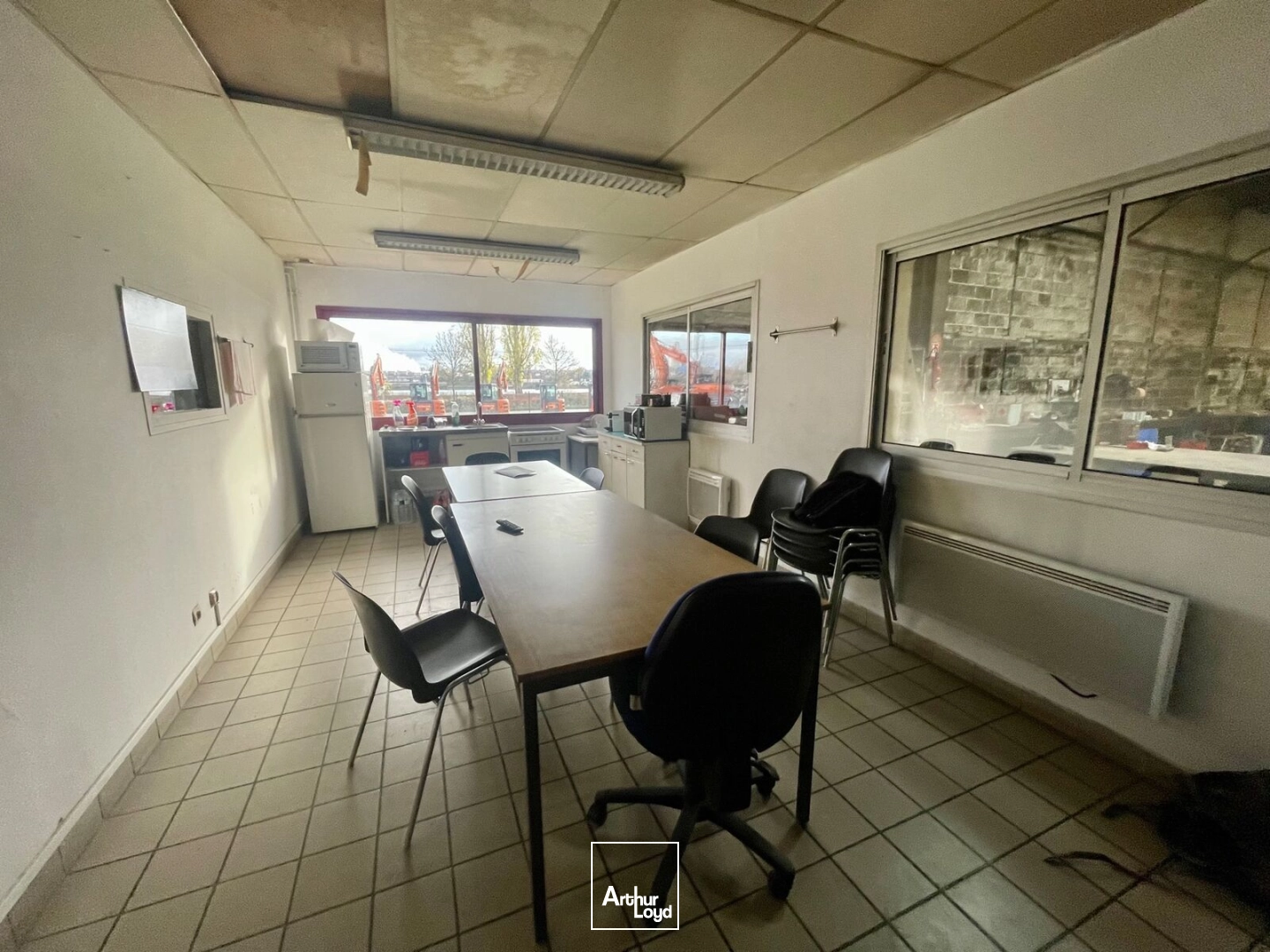 Locaux d'activité à vendre à CANTELEU 76380