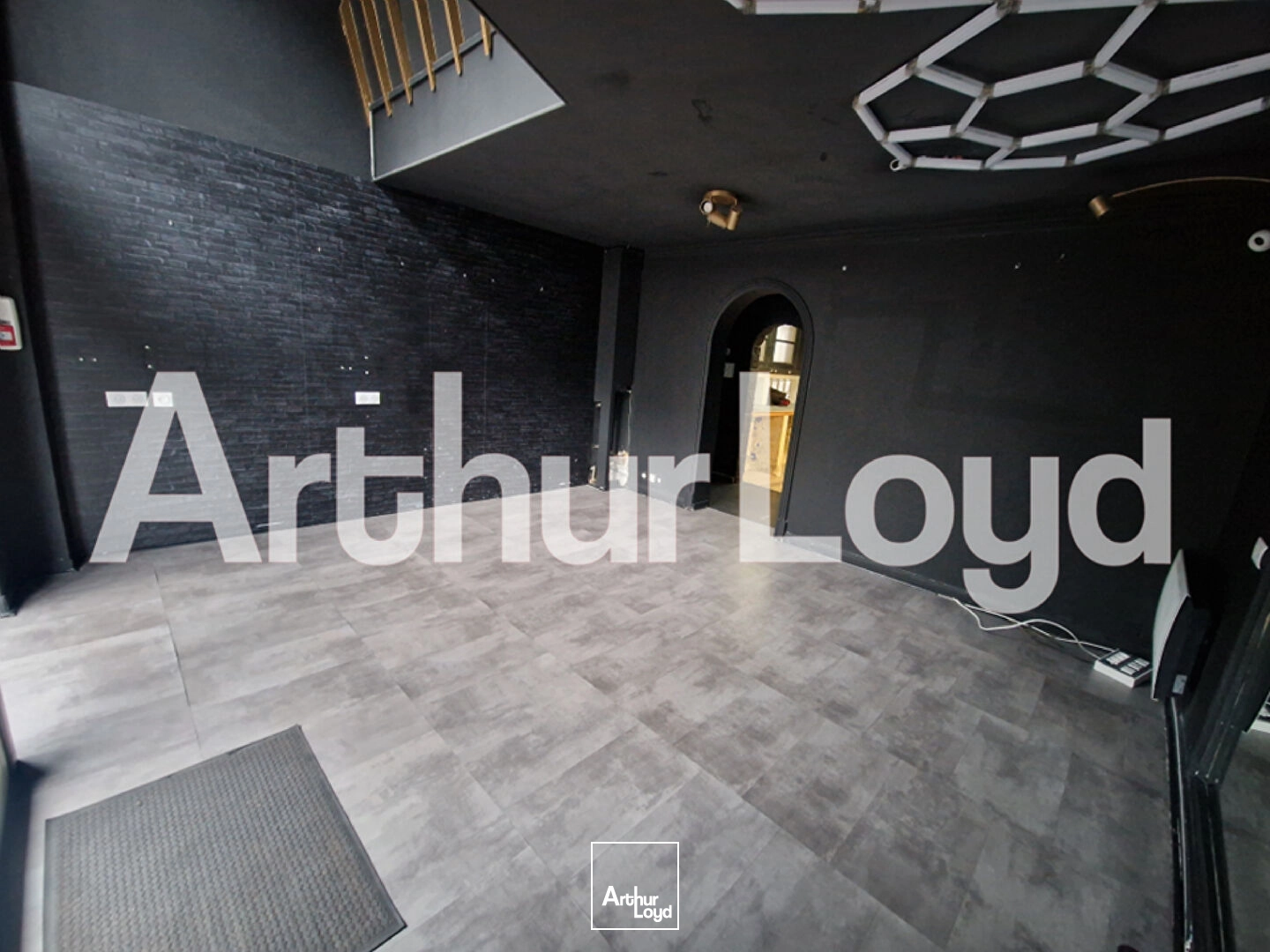 Local commercial Caen Centre 56 m2