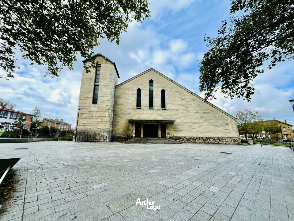 EXCLUSIVITÉ VILLE HAUTE - A VENDRE ÉDIFICE D'ARCHITECTE 1430 m2 + IMMEUBLE D'HABITATION