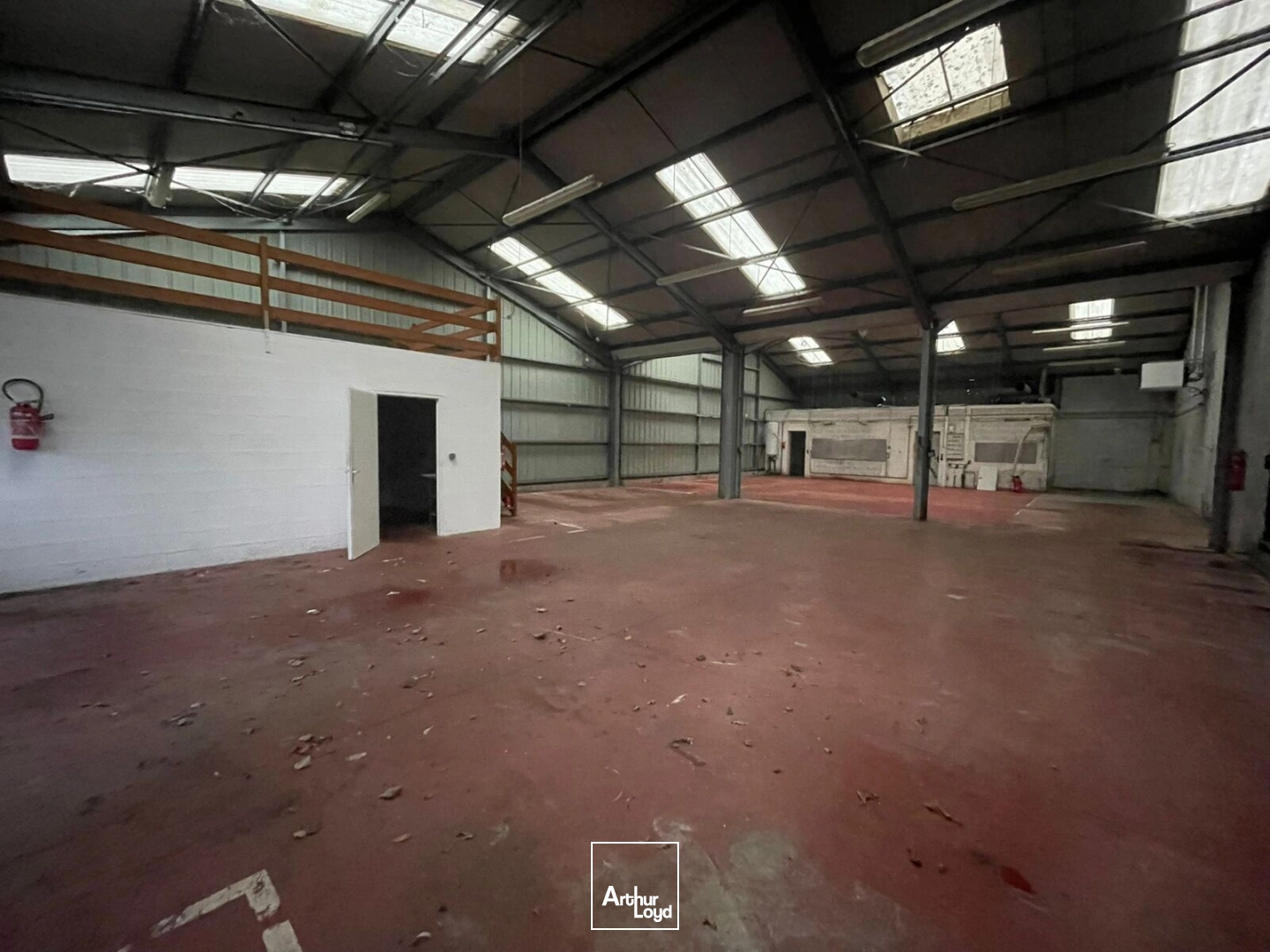 LOCATION - BUREAUX ET LOCAUX D'ACTIVITE - PONTIVY