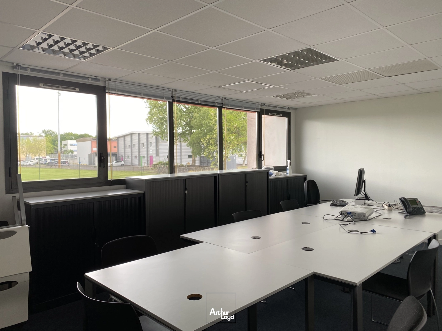 Bureaux bien agencés en très bon état à louer - Mérignac Parc Kennedy