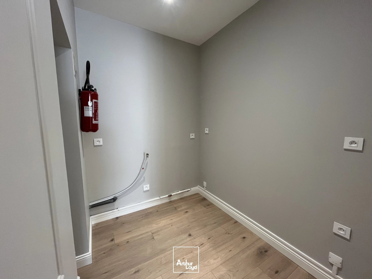 Locaux commerciaux - Vente - SAINT QUENTIN - 02100 - 64-64 - 7614831