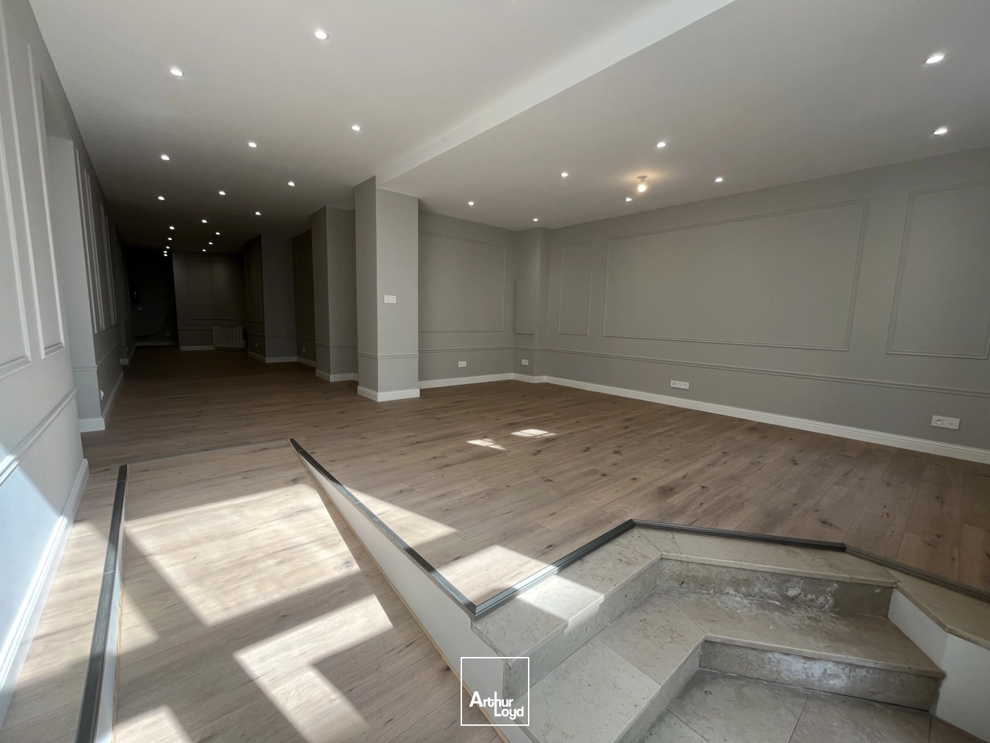 Locaux commerciaux - Vente - SAINT QUENTIN - 02100 - 64-64 - 7614825