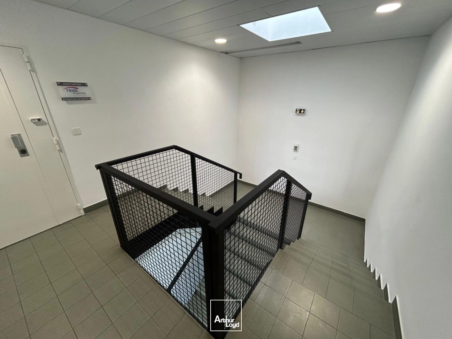 Bureaux - Location - AUBAGNE - 13400 - 141.51-141.51 - 7619894