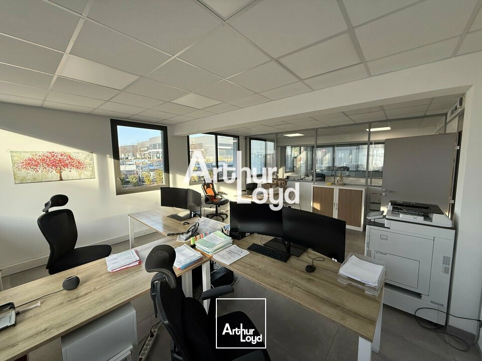 Bureaux - Location - FRÉJUS - 83600 - 94-94 - 7640510