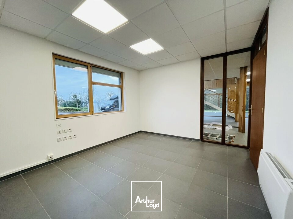 Locaux d'activité & Entrepôts - Vente - MONTIVILLIERS - 76290 - 885-885 - 7640695