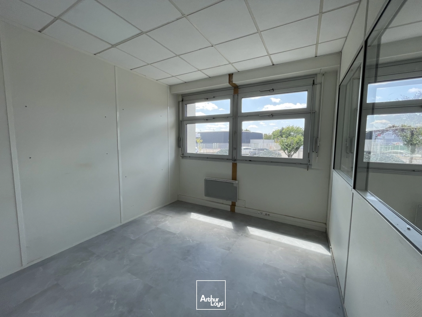 Locaux d'activité & Entrepôts - Vente - NANTES - 44300 - 445-445 - 7641034