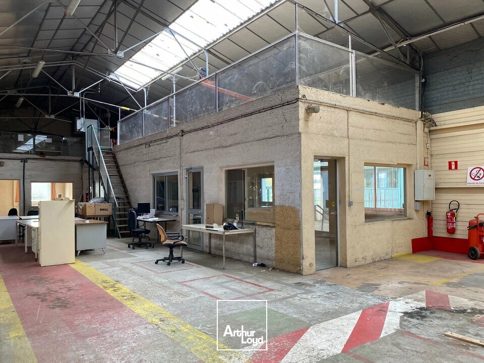 Locaux d'activité & Entrepôts - Location - CHALON SUR SAONE - 71100 - 1700-4200 - 7641562