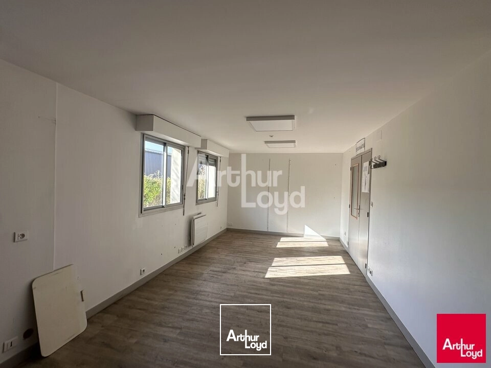 Locaux d'activité & Entrepôts - Location - NOYAL CHATILLON SUR SEICHE - 35230 - 525-525 - 7644173