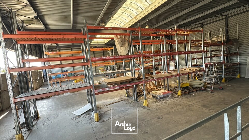 Locaux d'activité & Entrepôts - Location - YZEURES-SUR-CREUSE - 37290 - 1052-1052 - 7644228