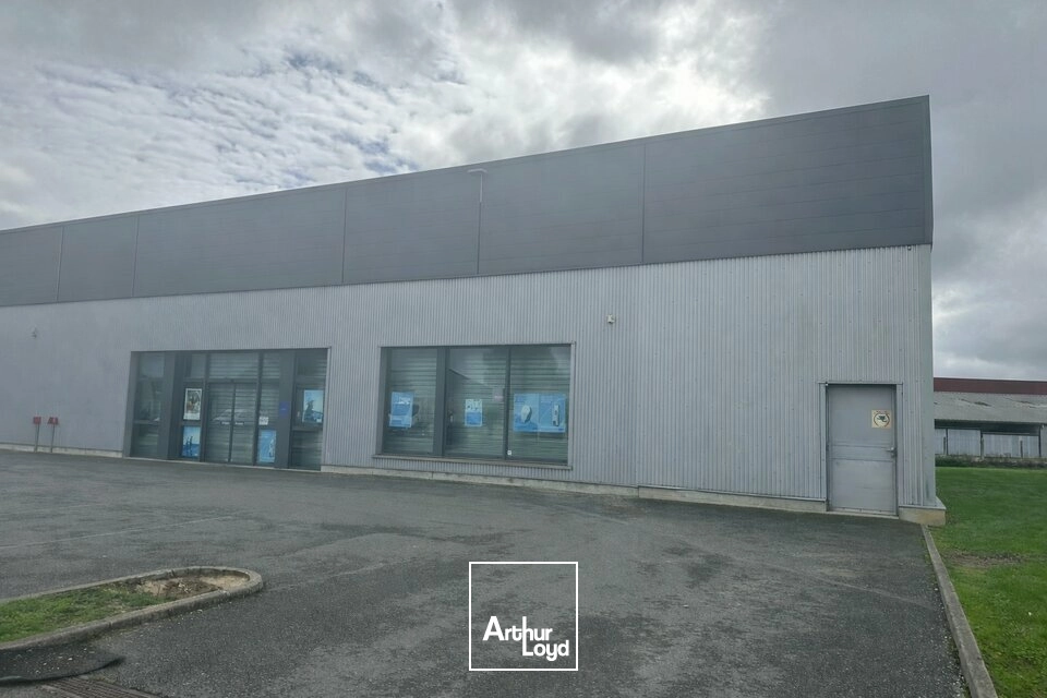 Bureaux - Location - SAINT DOULCHARD - 18230 - 690-690 - 7644275