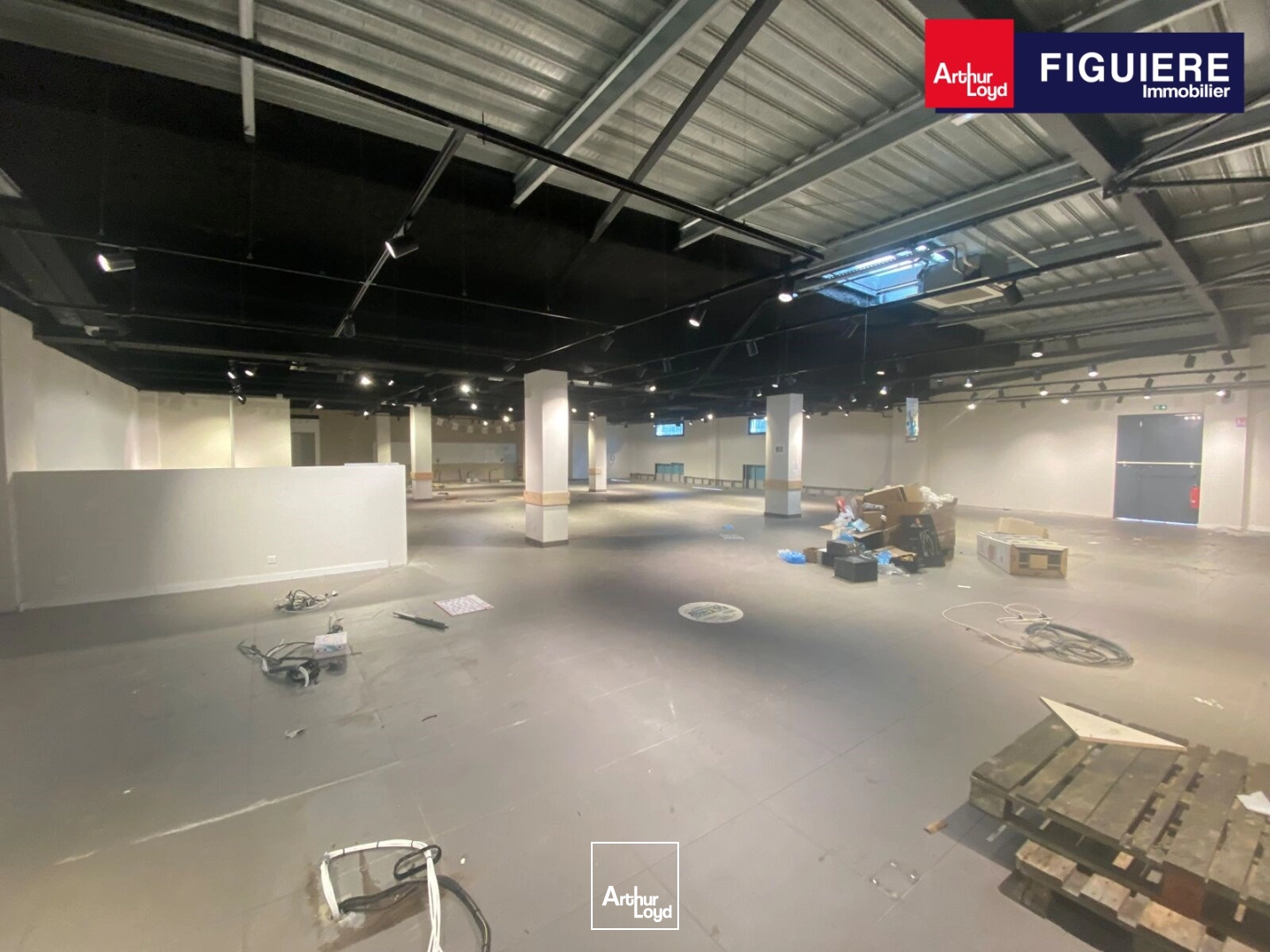 Locaux commerciaux - Location - ISTRES - 13800 - 463-463 - 7644355