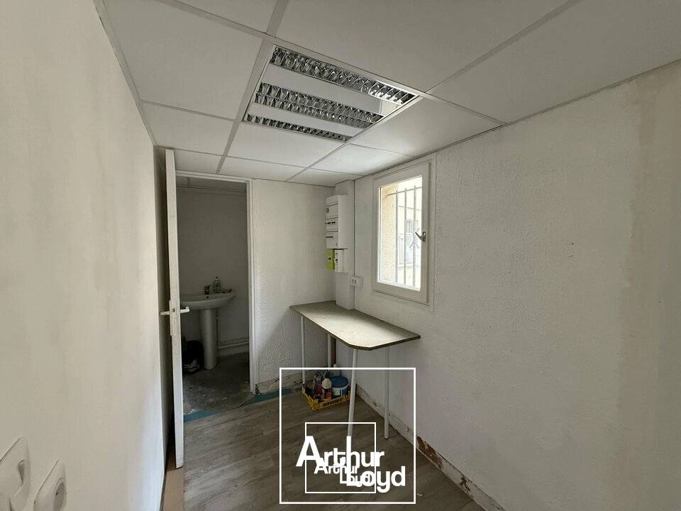 Locaux commerciaux - Location - BRIVE-LA-GAILLARDE - 19100 - 79-79 - 7646880