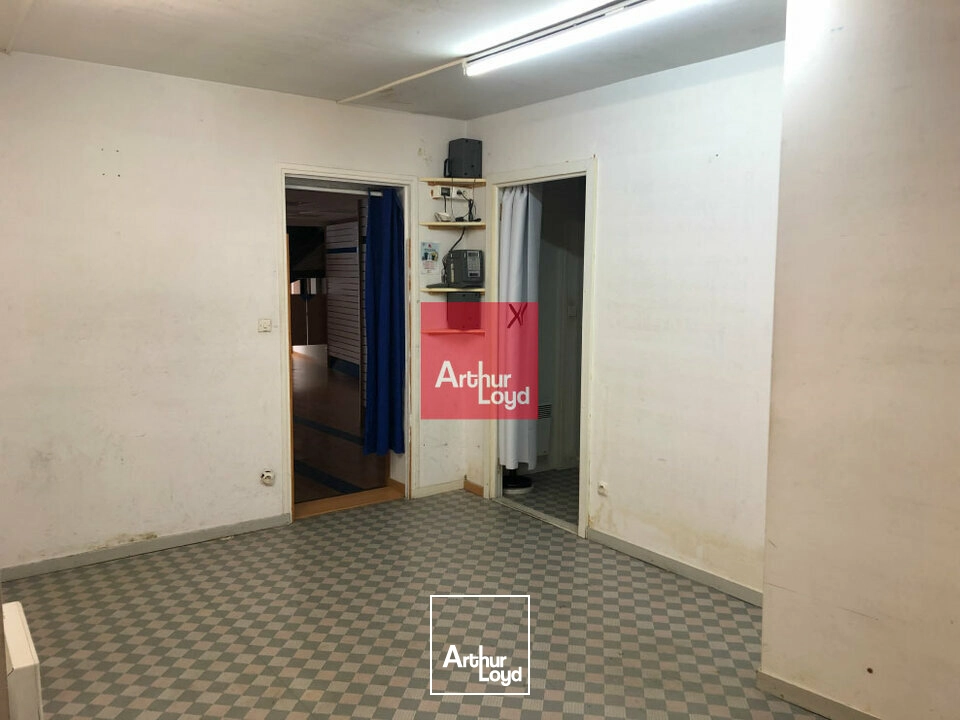 Locaux commerciaux - Location - BOURGES - 18000 - 150-150 - 7653647