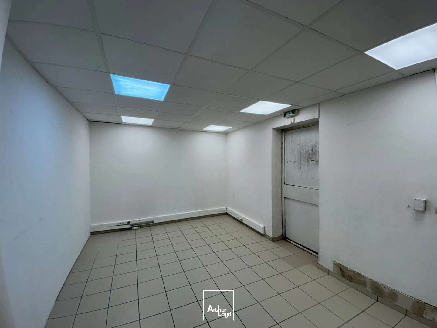 Locaux commerciaux - Location - NANTES - 44000 - 172-172 - 7653892