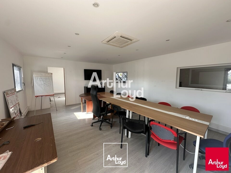 Locaux d'activité & Entrepôts - Vente - VITRÉ - 35500 - 900-900 - 7655336