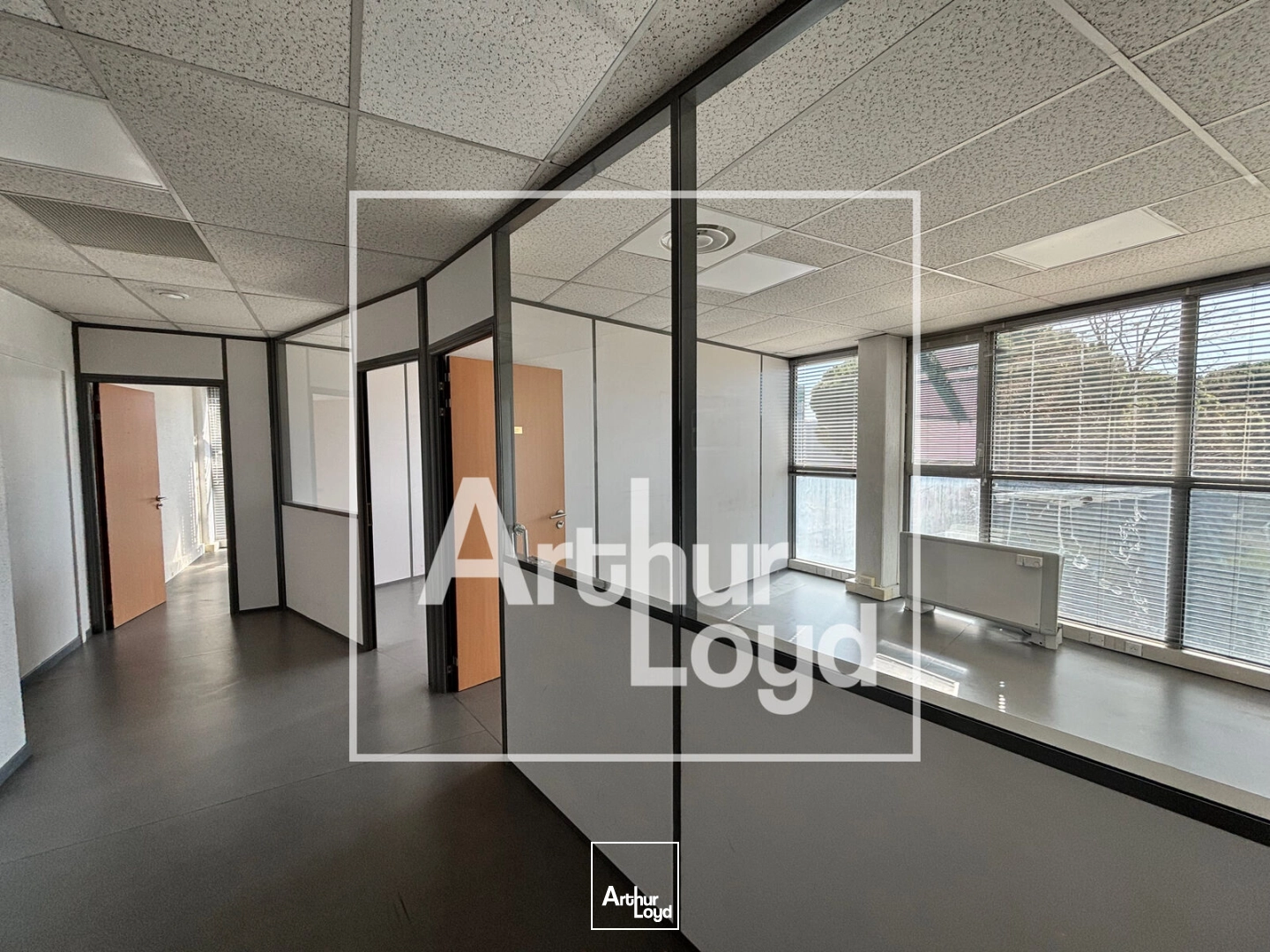 Bureaux - Location - NIMES - 30900 - 141-141 - 7669957